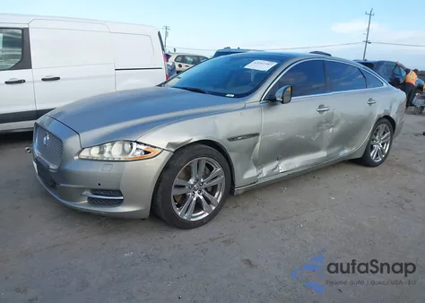2012 Jaguar Xj Xjl Portfolio z USA, uszkodzony, nr VIN SAJWA2GB8CLV30053